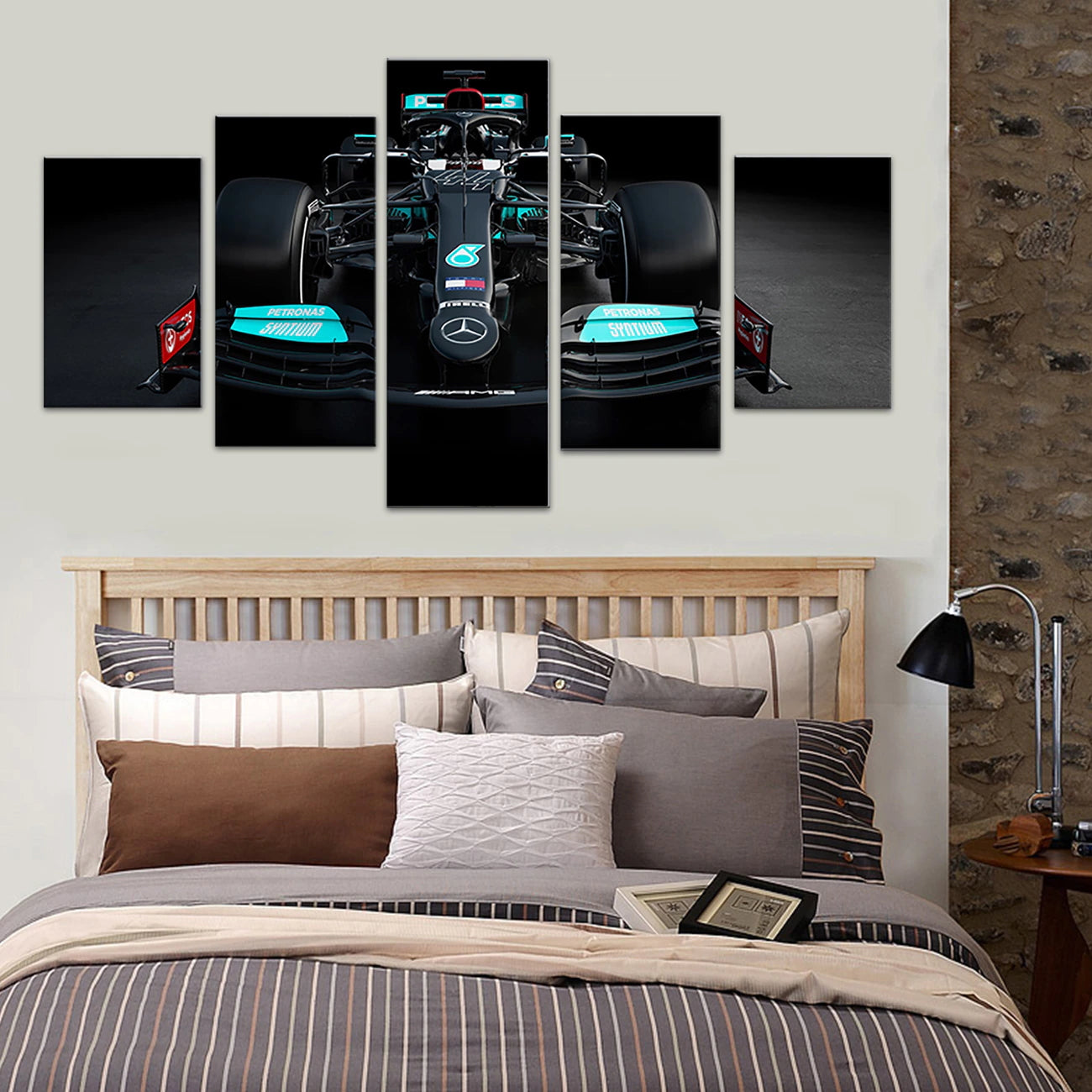 Poster & Bildende Kunst | Formula Essentials | mercedes-amg-w12-lewis-hamilton-5-piece-poster | Mercedes-AMG W12 Lewis Hamilton 5-Piece - Poster
