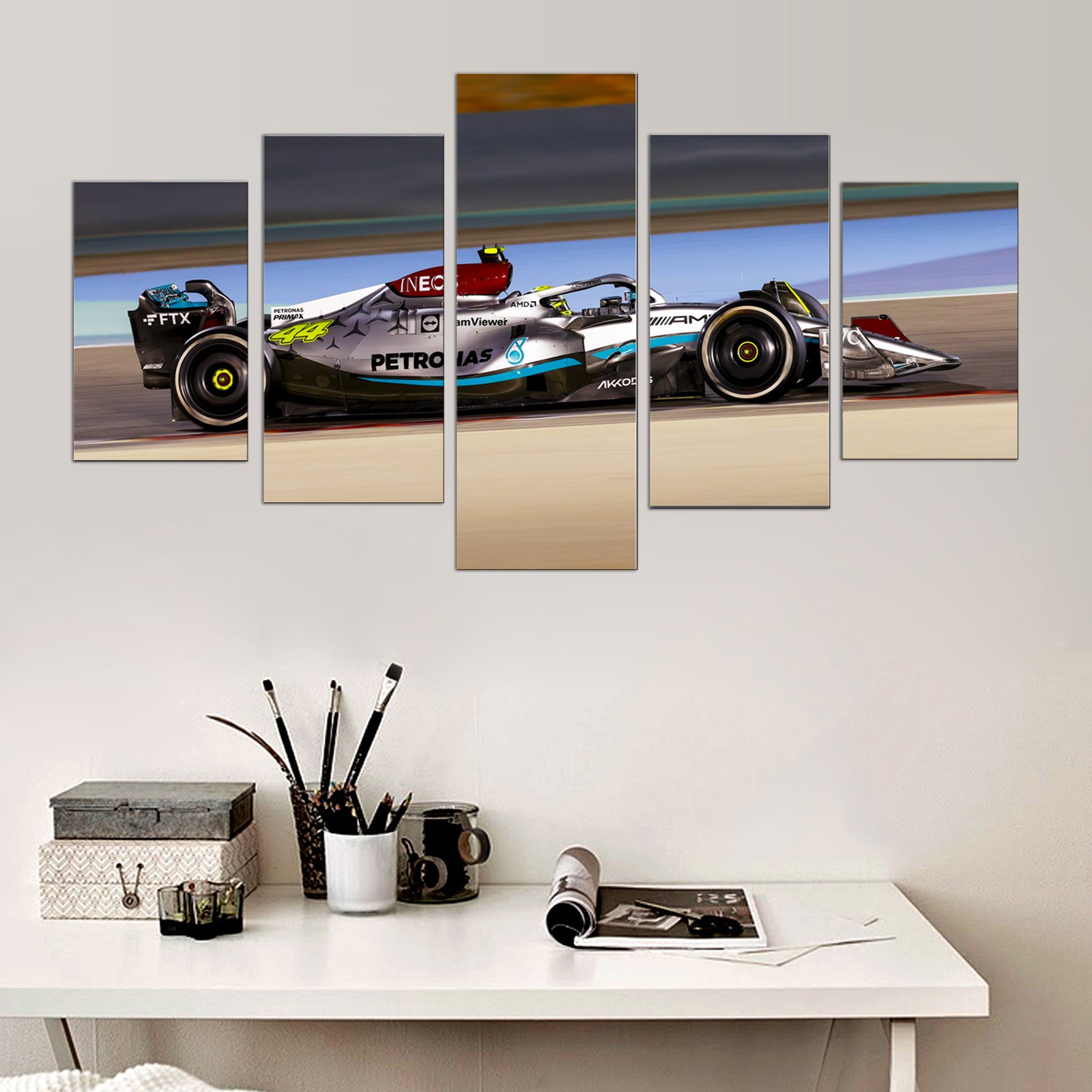 Poster & Bildende Kunst | Formula Essentials | mercedes-amg-w13-lewis-hamilton-5-piece-poster | Mercedes-AMG W13 Lewis Hamilton 5-Piece - Poster