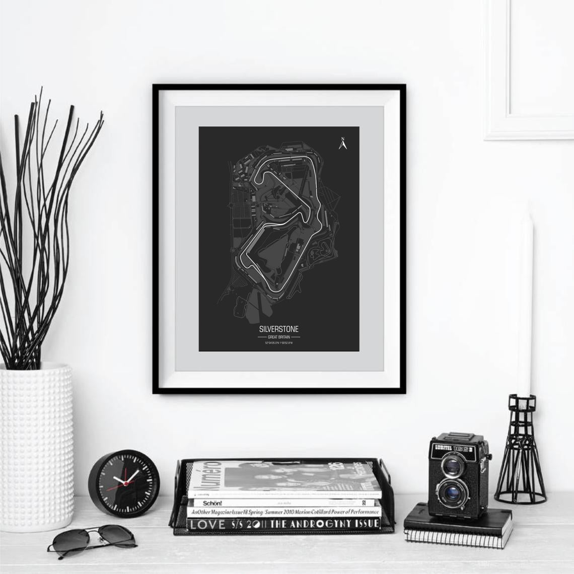 Poster & Bildende Kunst | Formula Essentials | silverstone-circuit-poster | Silverstone - Circuit Poster